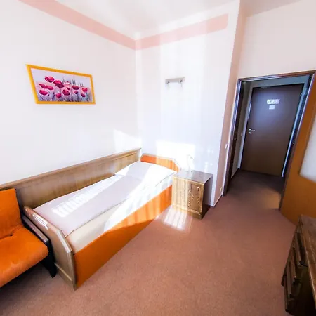 Vsacan Hotel *